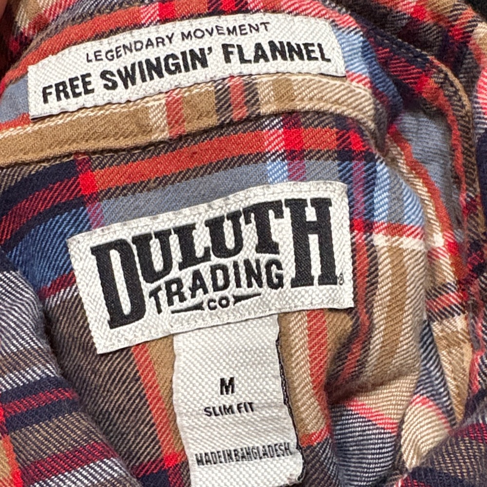 Duluth Trading Co. Men's Free Swingin' Flannel Slim Fit Shirt